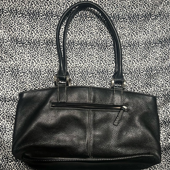 Authentic Vintage Tignanello Genuine Leather Black Shoulder Purse LIKE NEW - Picture 2 of 7
